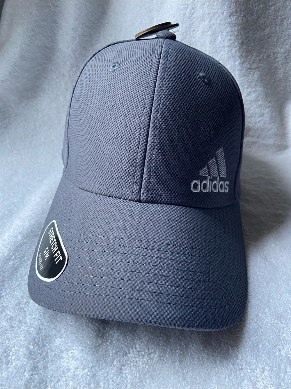 adidas Gray Textured Stretch-Fit Baseball Cap S/M